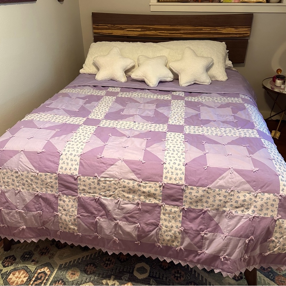 HANDMADE QUILT | Queen